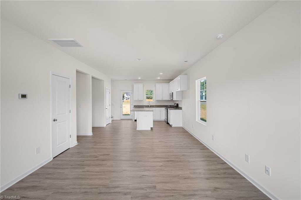 property viewer photo 5