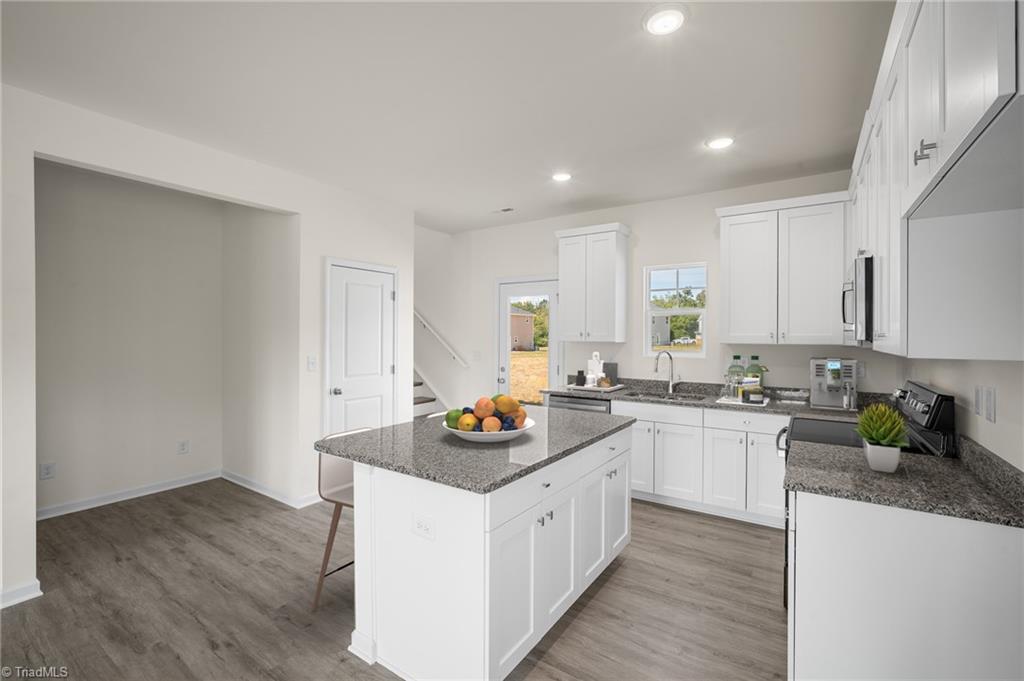 property viewer photo 7