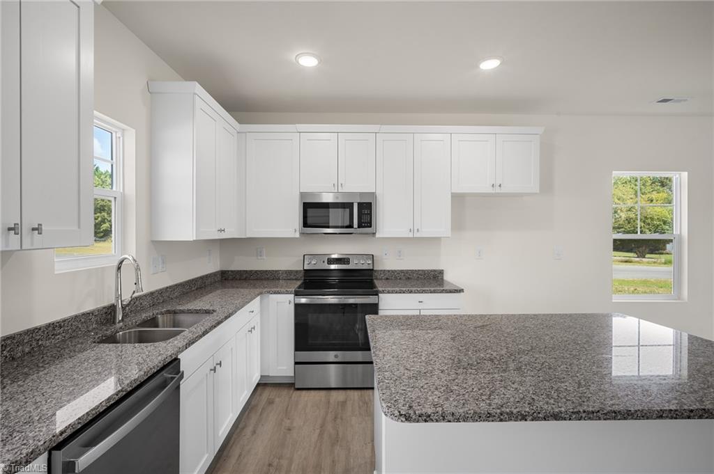 property viewer photo 9