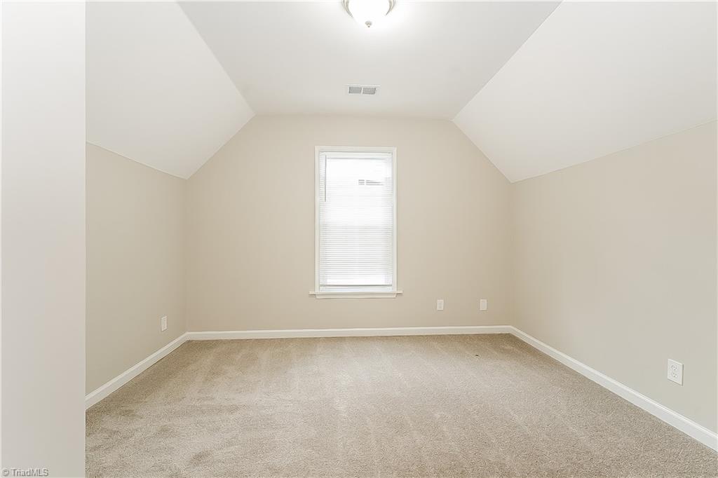 property viewer photo 10