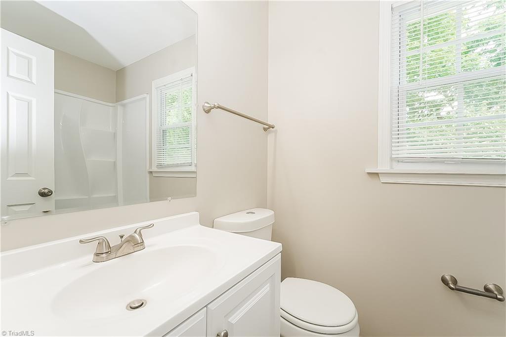property viewer photo 13