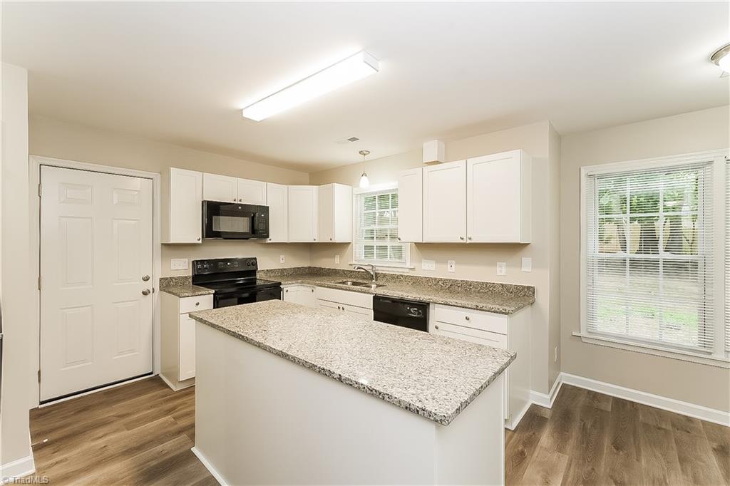 property viewer photo 4