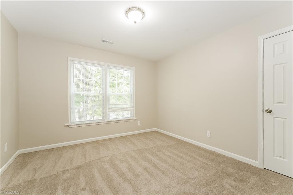 property viewer photo 9