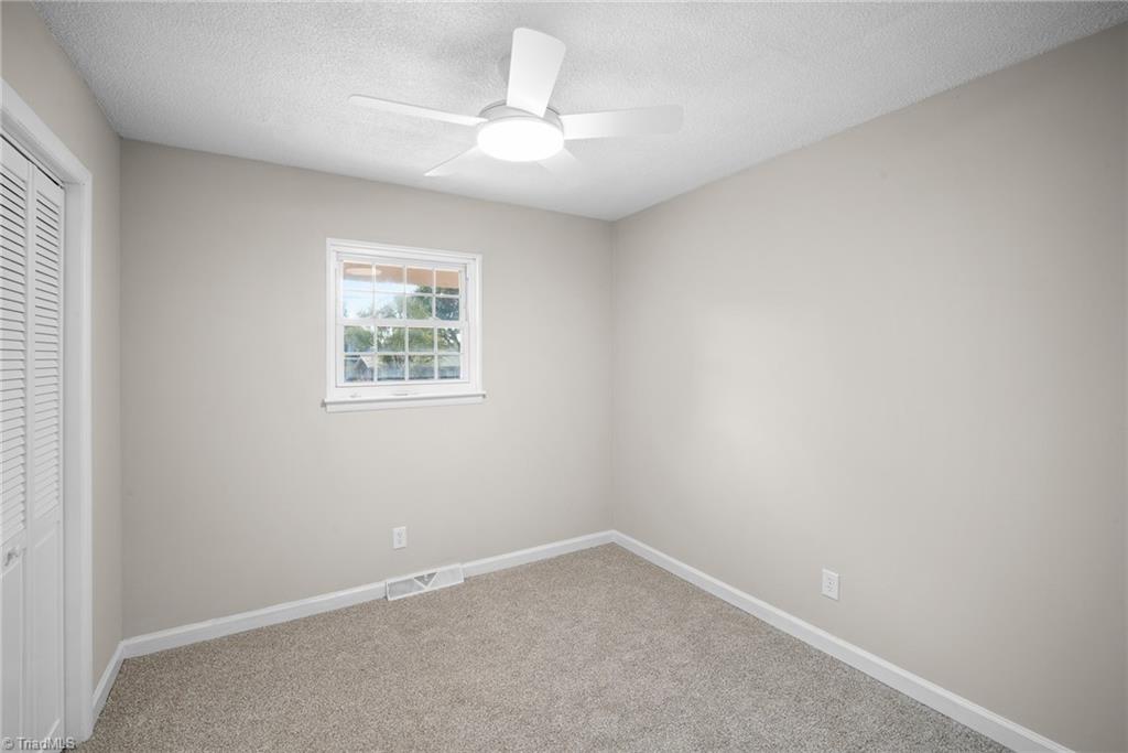 property viewer photo 10
