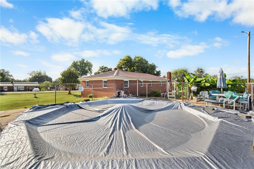 property viewer photo 20