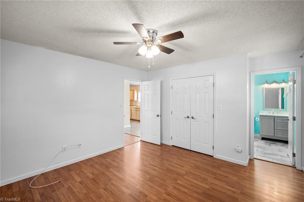 property viewer photo 10