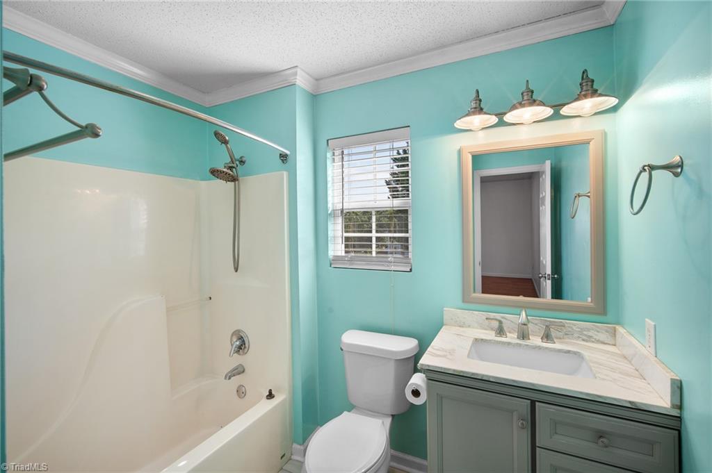 property viewer photo 11