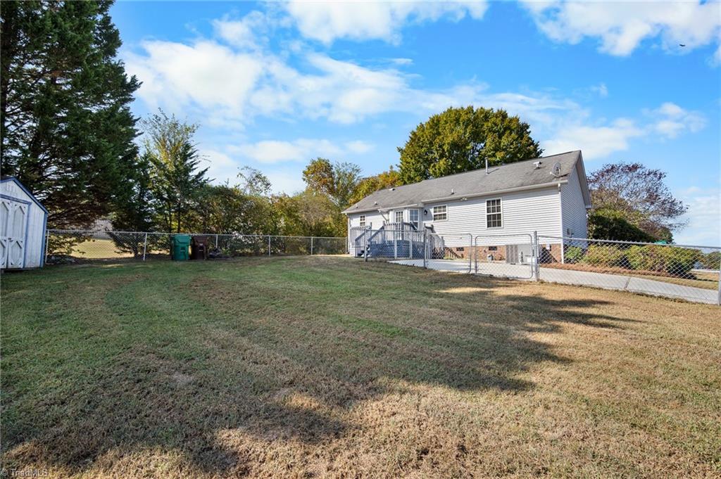 property viewer photo 18