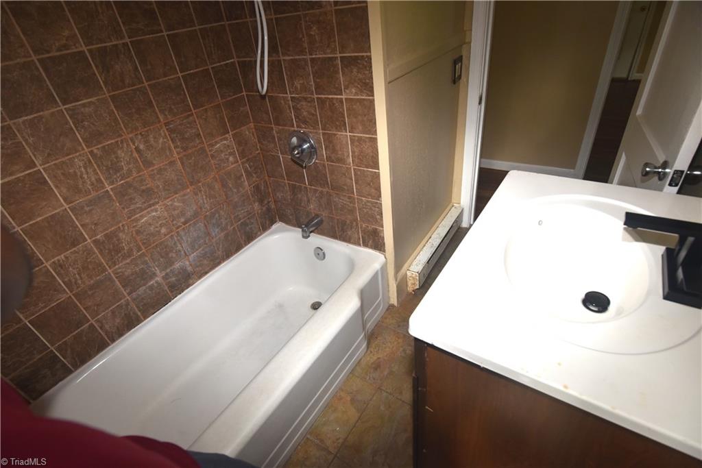 property viewer photo 14