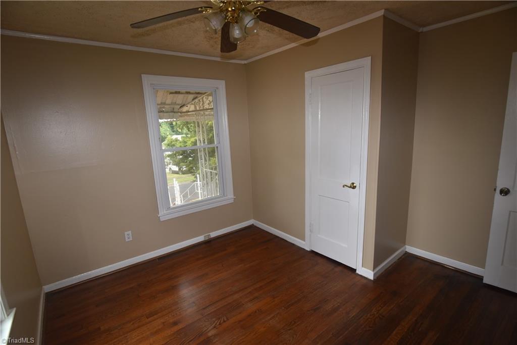 property viewer photo 17