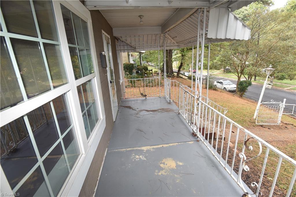 property viewer photo 3