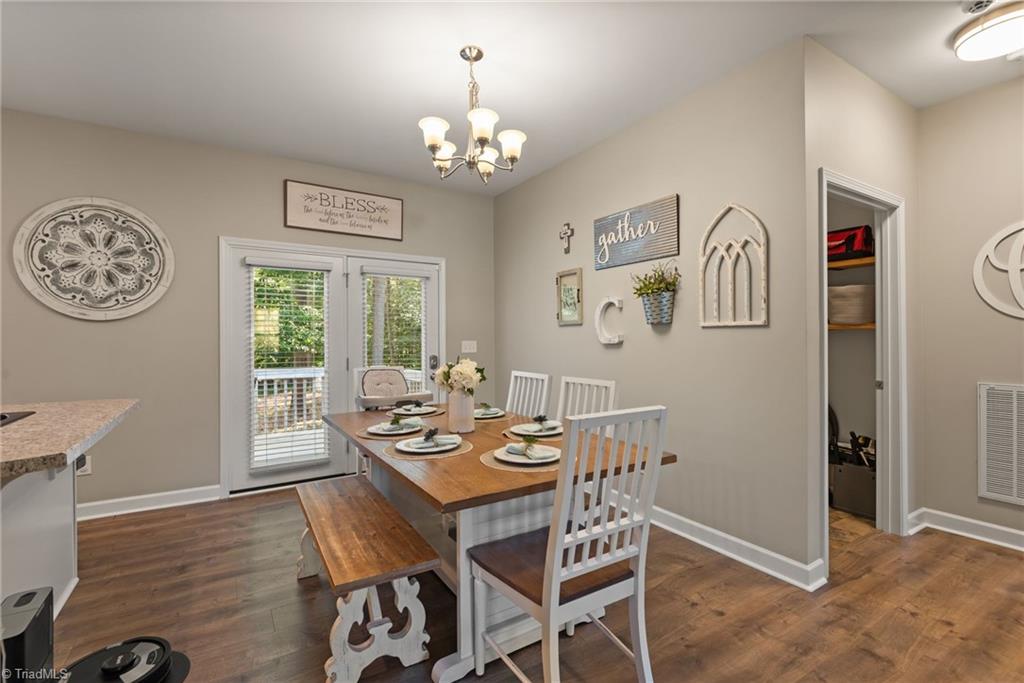 property viewer photo 6