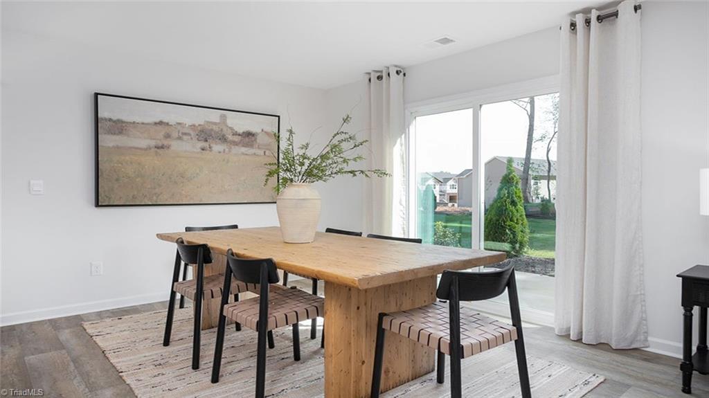 property viewer photo 12