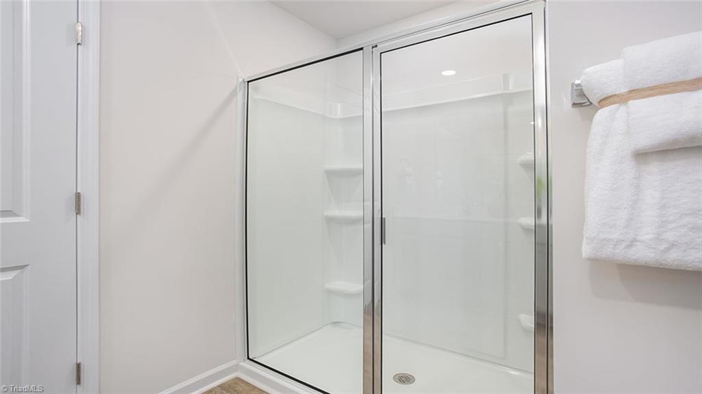 property viewer photo 27