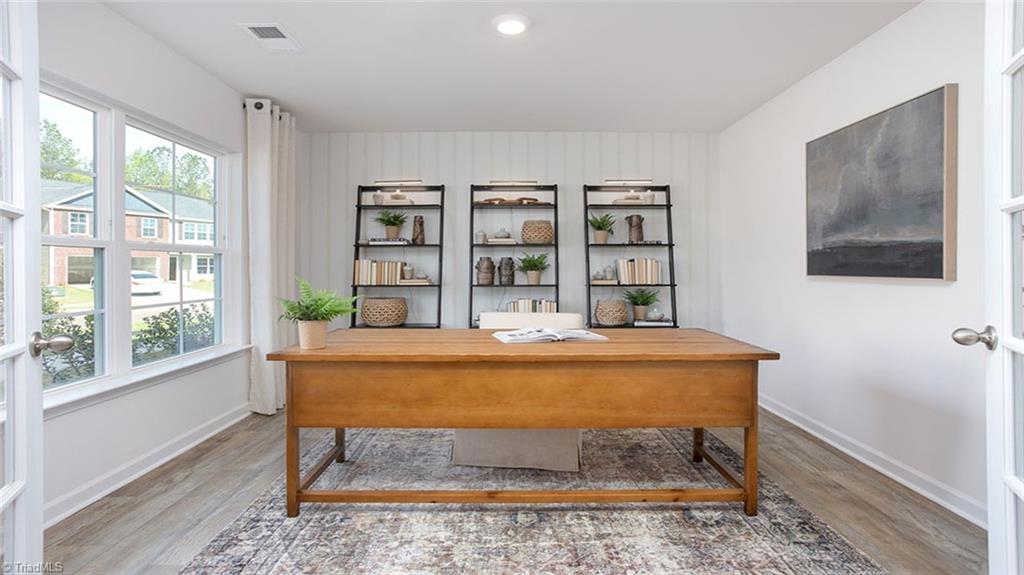 property viewer photo 3