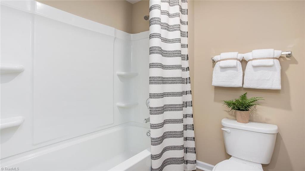 property viewer photo 31