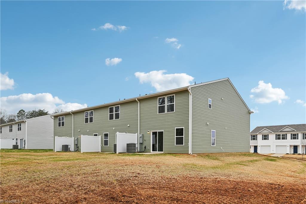 property viewer photo 10