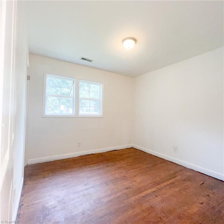 property viewer photo 11
