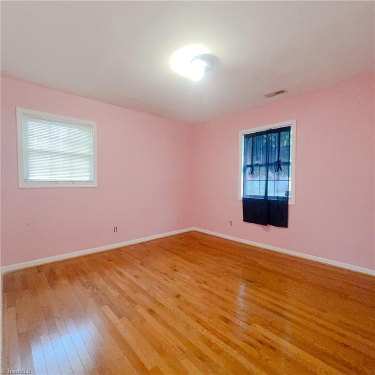 property viewer photo 12