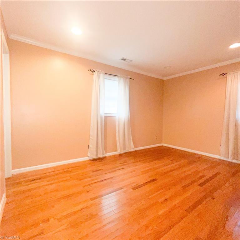 property viewer photo 13