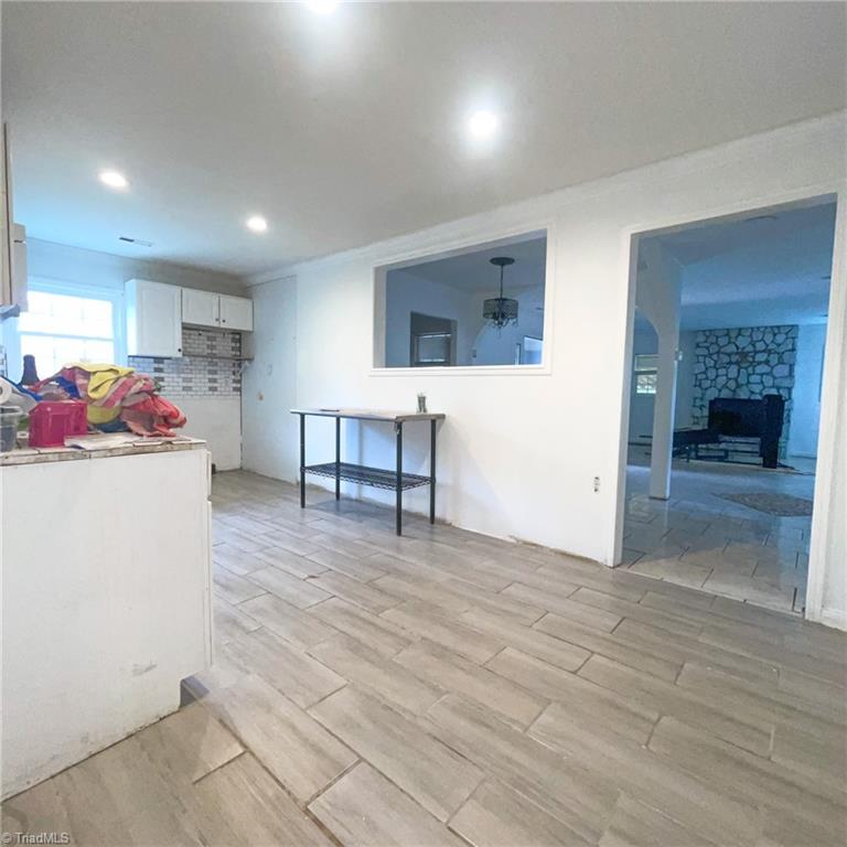 property viewer photo 15