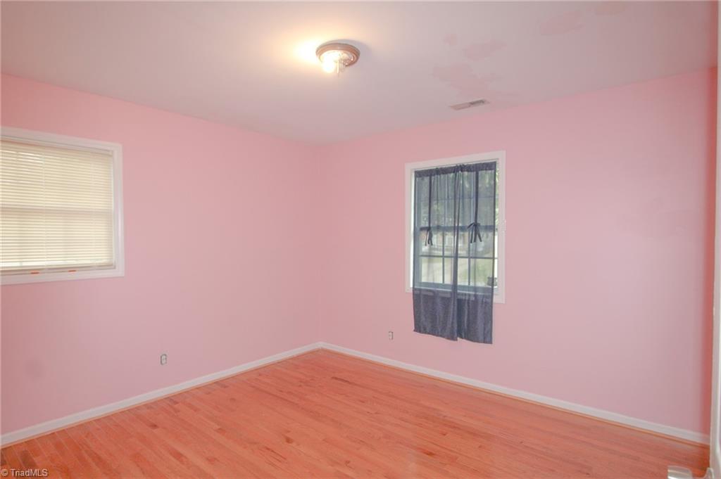 property viewer photo 2