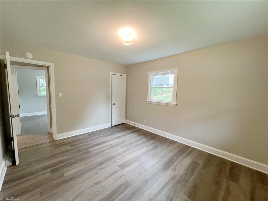 property viewer photo 12