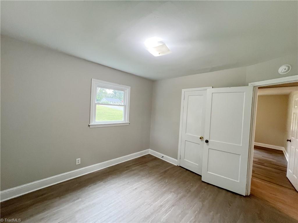 property viewer photo 7