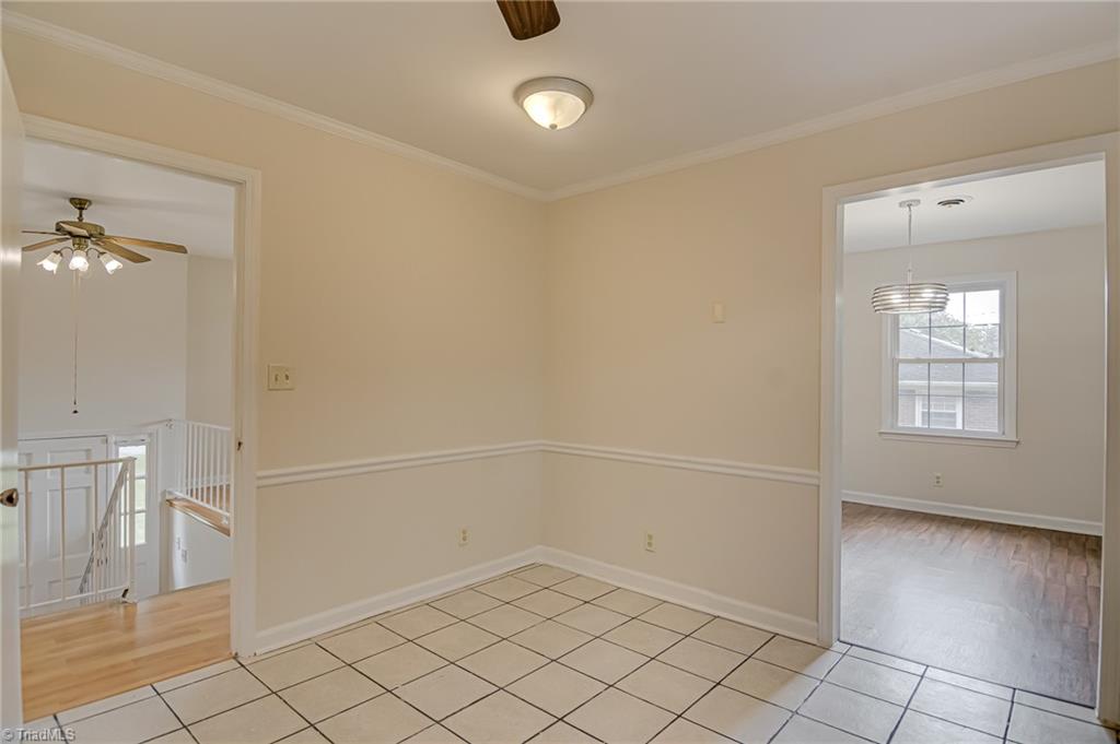 property viewer photo 16