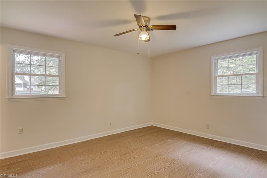 property viewer photo 21