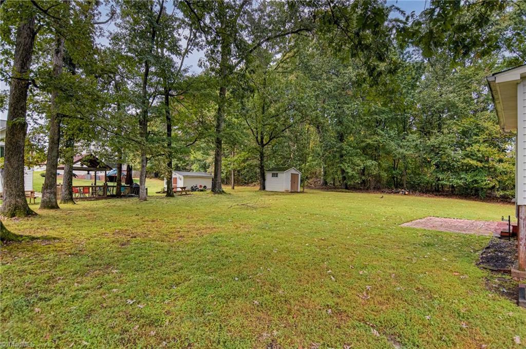 property viewer photo 32