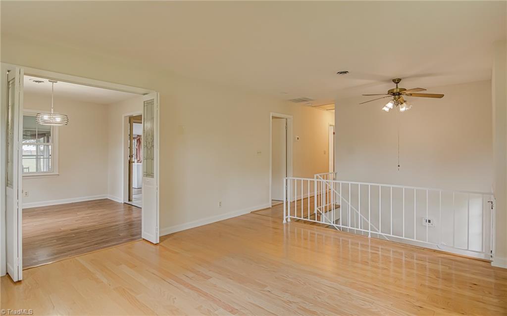 property viewer photo 8
