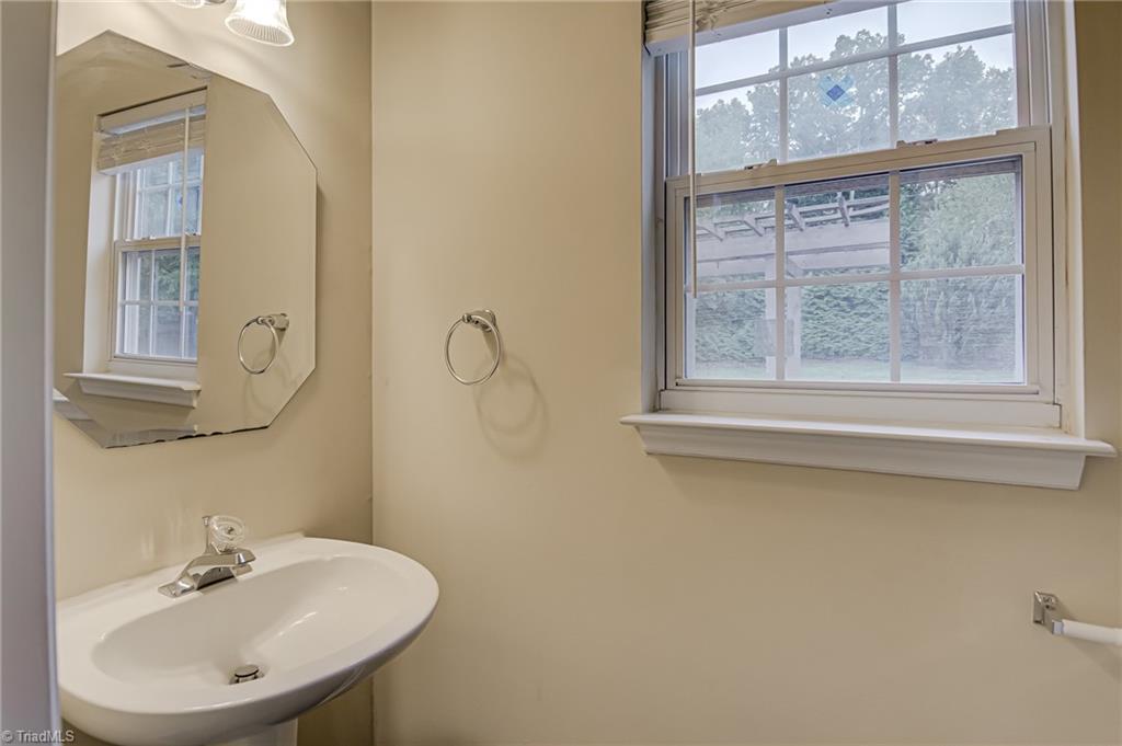 property viewer photo 17