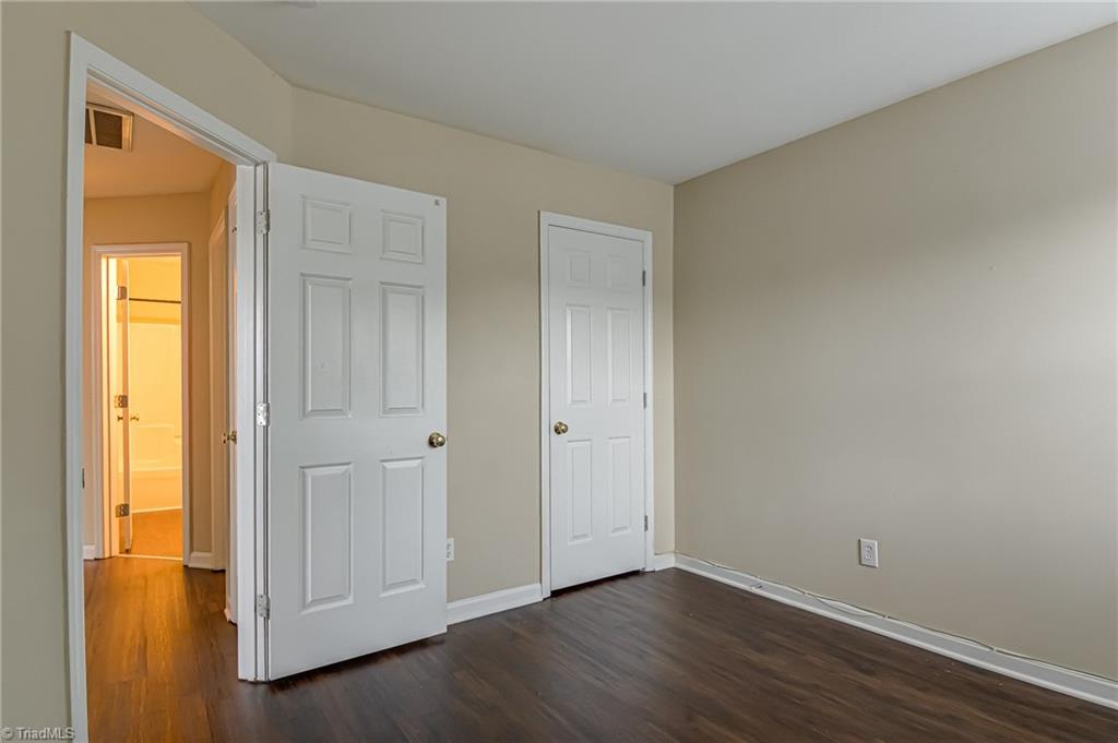 property viewer photo 27