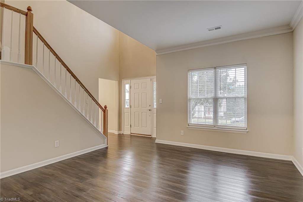 property viewer photo 4