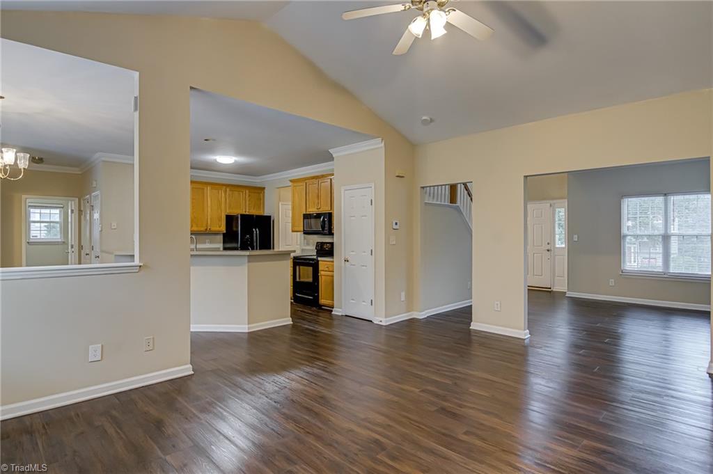 property viewer photo 8