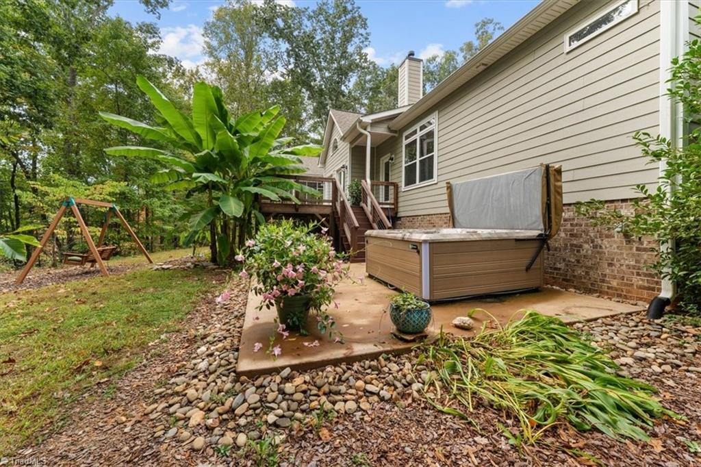 main property photo 37
