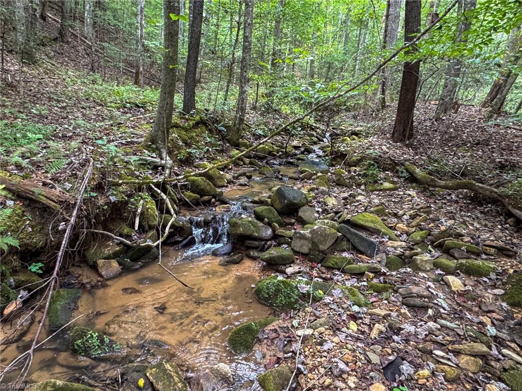 property viewer photo 13