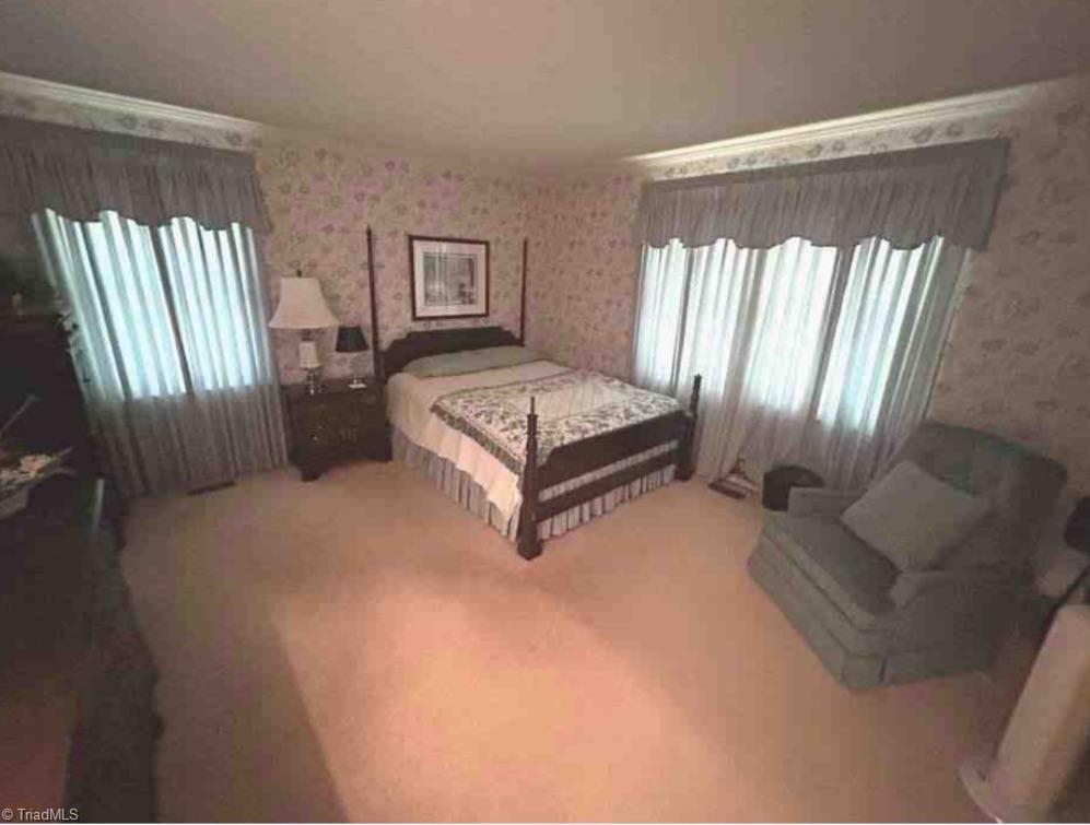 property viewer photo 2