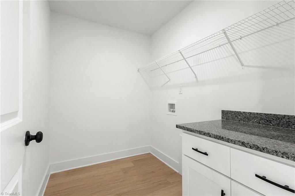 property viewer photo 22