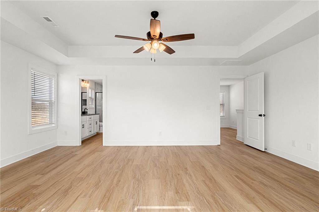 property viewer photo 26