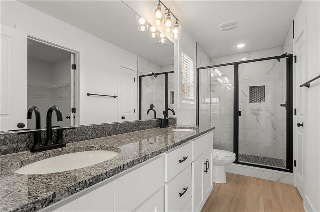 property viewer photo 27