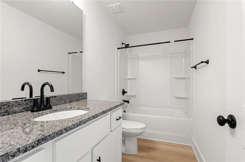 property viewer photo 31