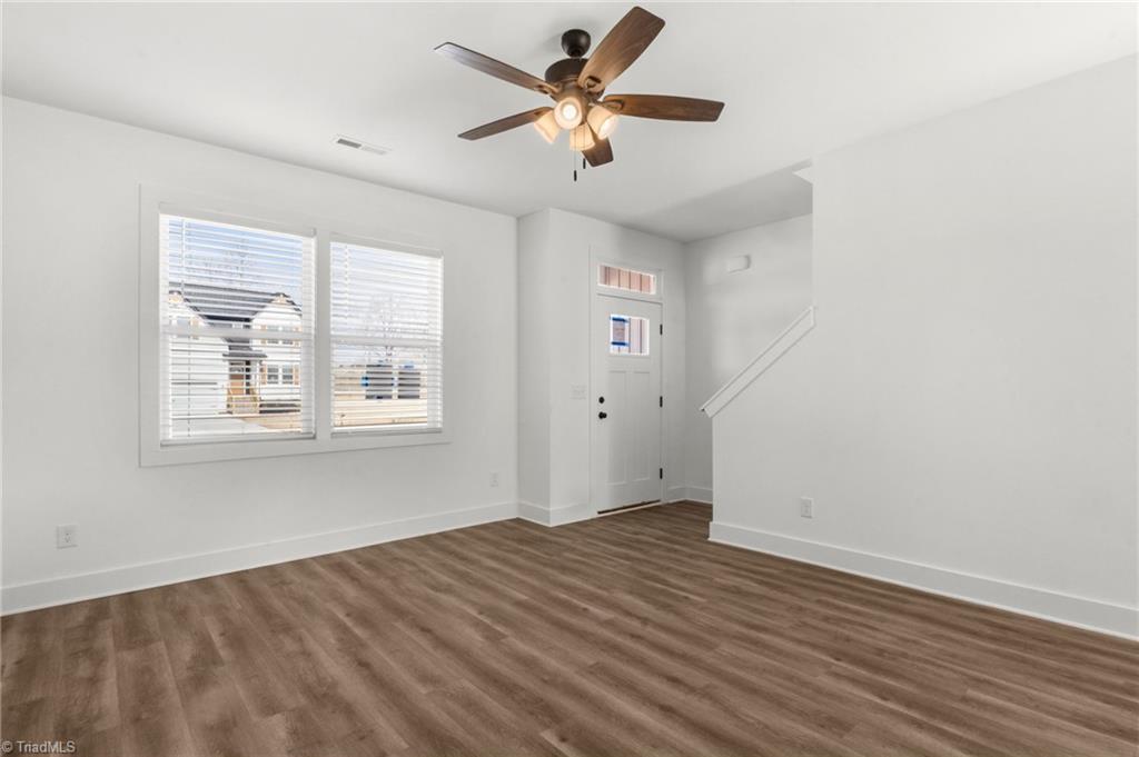 property viewer photo 1