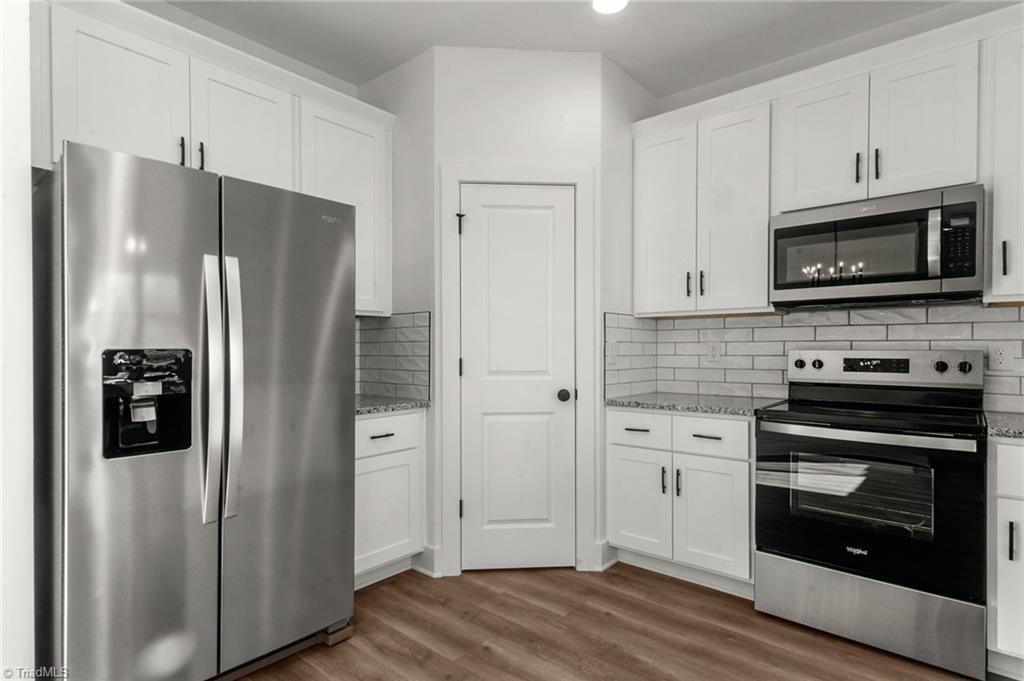 property viewer photo 10