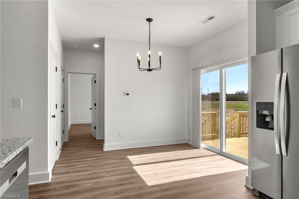 property viewer photo 11