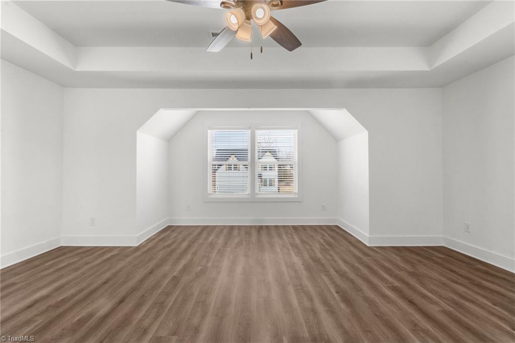 property viewer photo 21