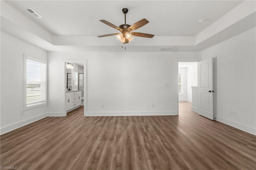 property viewer photo 23