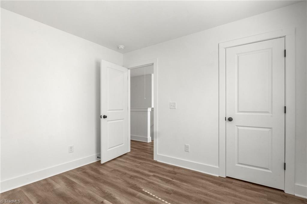 property viewer photo 27