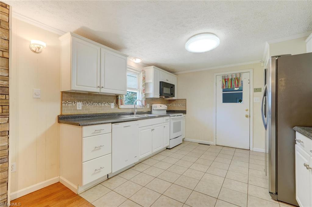 property viewer photo 11